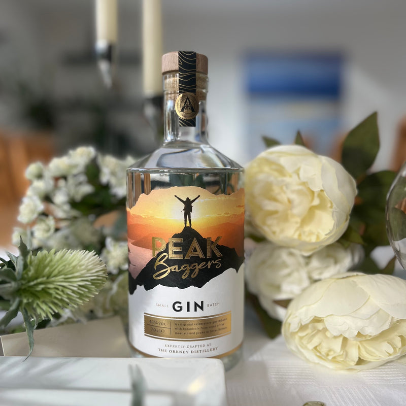 Peak Baggers Small Batch Gin - Perfect Gift For Hikers & Walkers